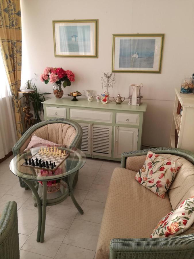 La Casa Del Mare Apartment Carrara Luaran gambar